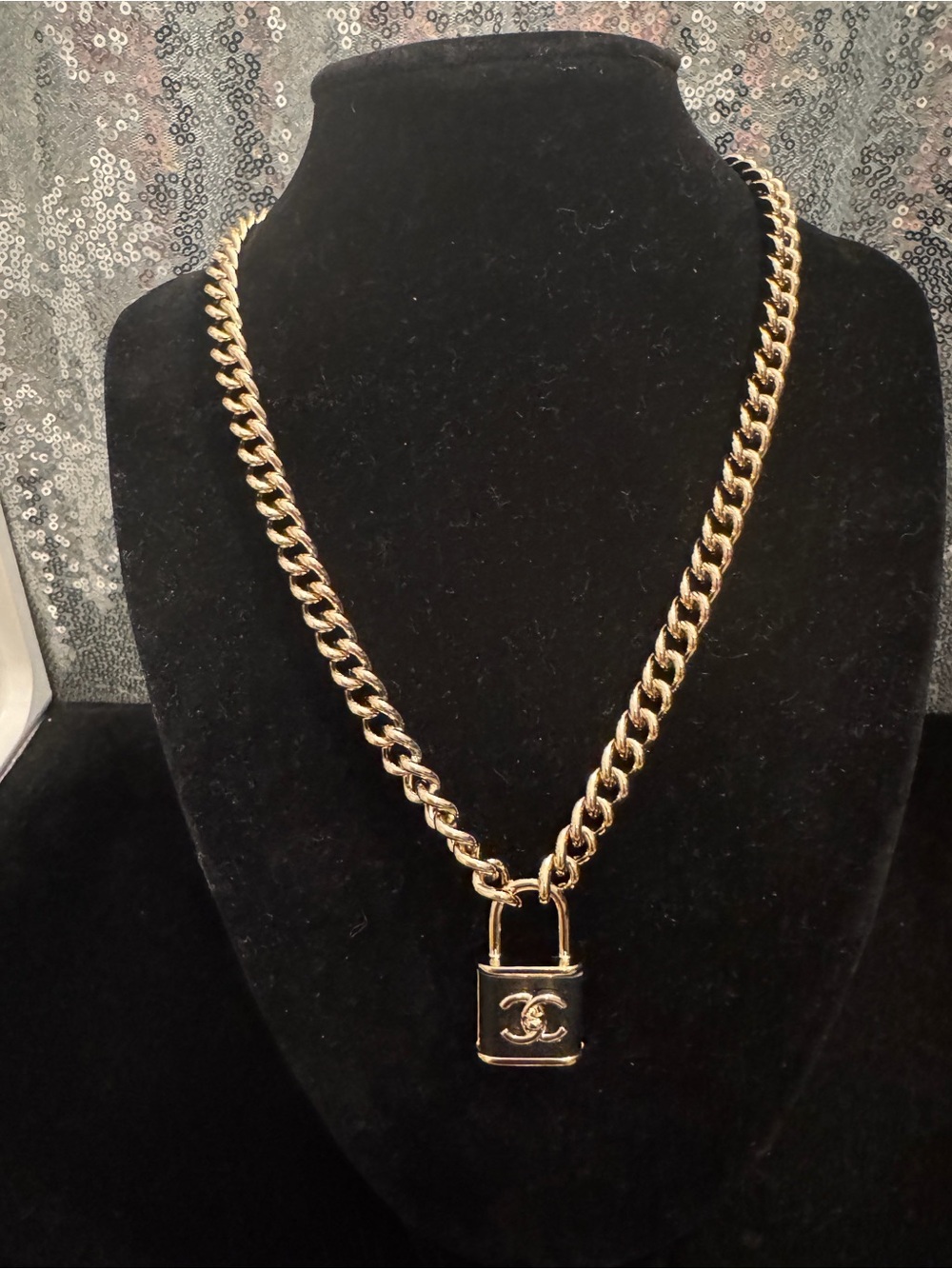 CHANEL Gold-Tone Padlock Pendant Chain Necklace
